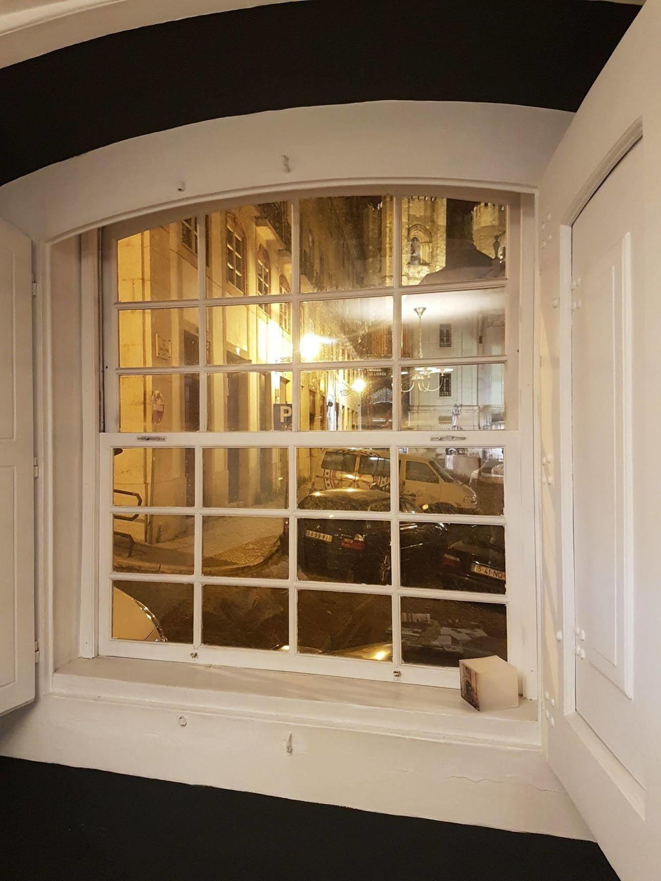Largo Da Se Guest House - Horigem リスボン エクステリア 写真