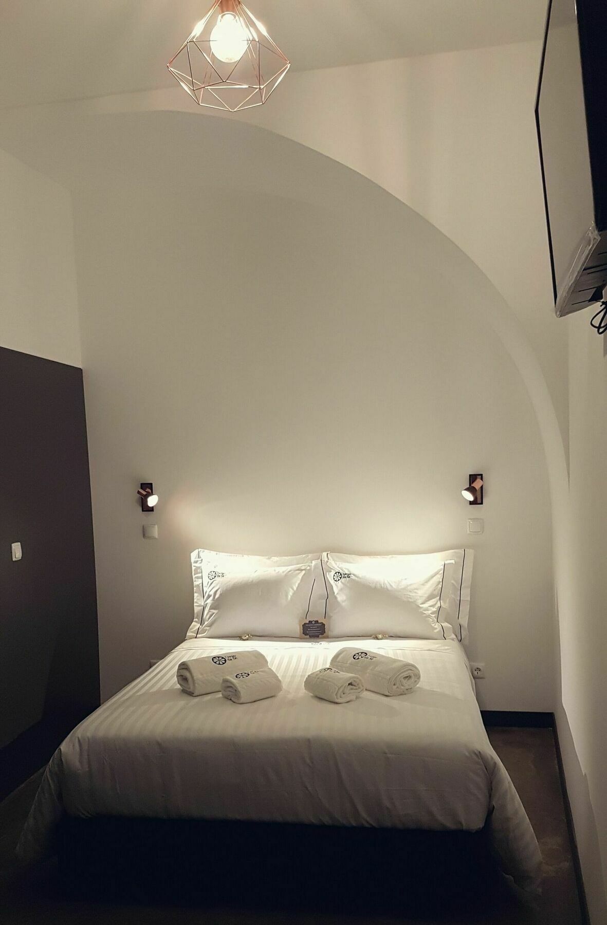 Largo Da Se Guest House - Horigem リスボン エクステリア 写真